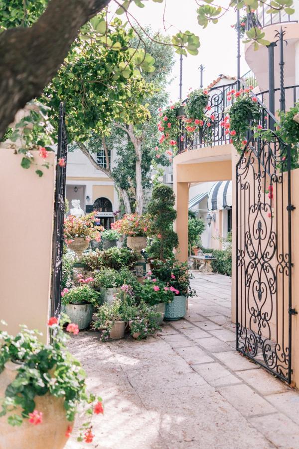 Hemingway Suites At Palm Beach Hotel Island Εξωτερικό φωτογραφία
